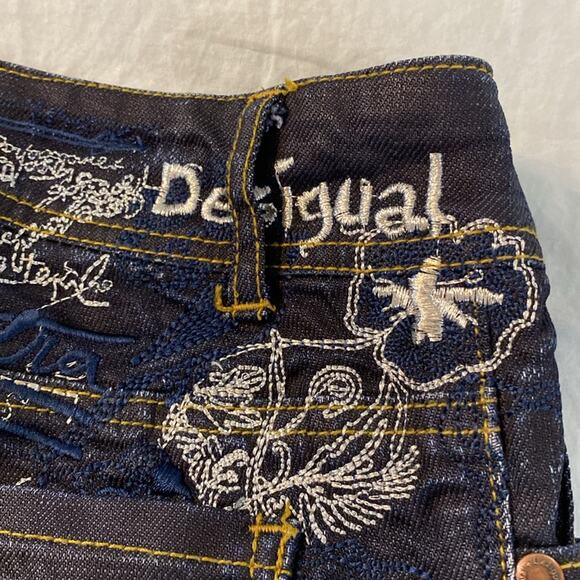 Desigual Spain Embroidered Low Rise Slim Fit Skinny Jeans Size 4 - Picture 8 of 12